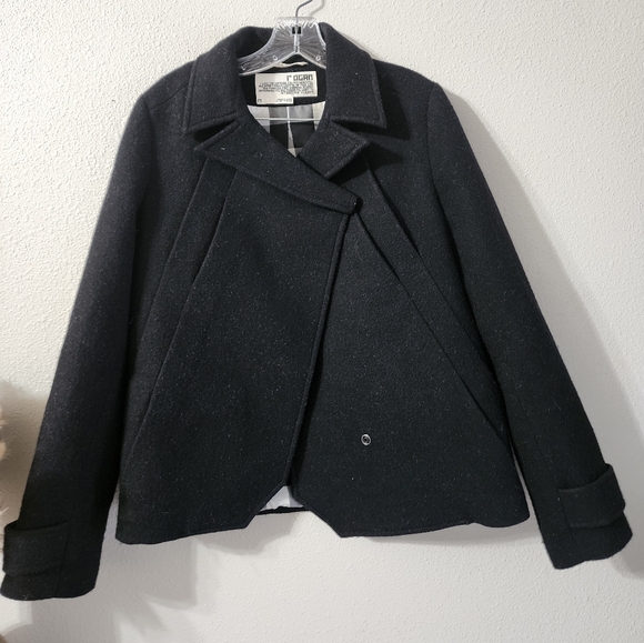 I’OGAN size medium womens bllack wool coat - Picture 1 of 4